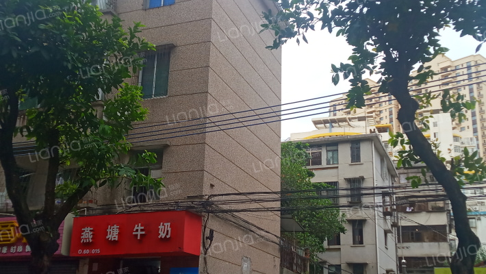 设计院宿舍外景图