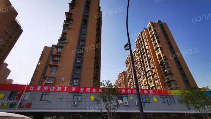 清风泰安苑东区外景图