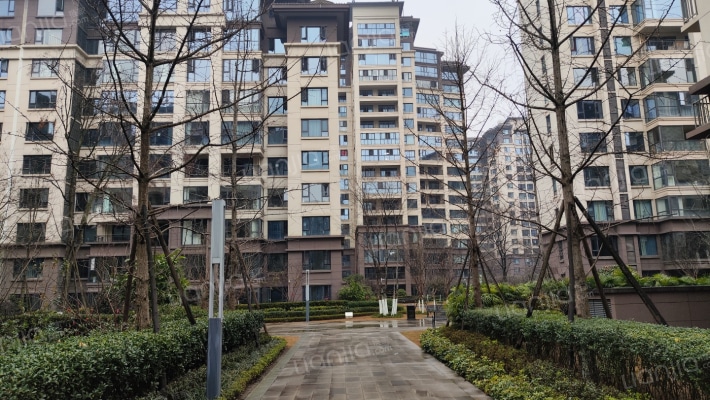 隆腾蜀州府外景图