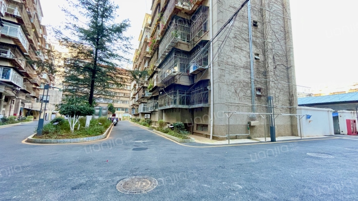 邮政小区外景图