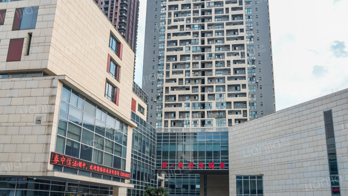 地王大厦外景图