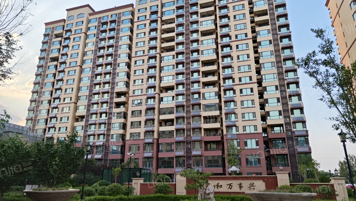 金色嘉园外景图