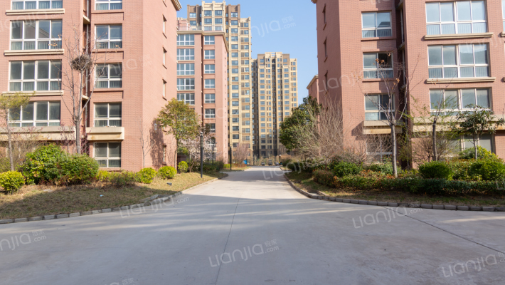 博望天城外景图