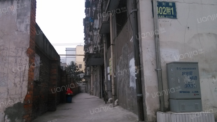 东大街402号附1号外景图