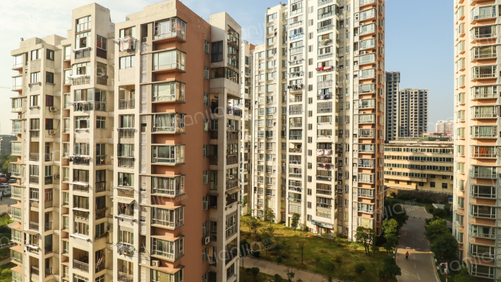 桃花三村安置房外景图