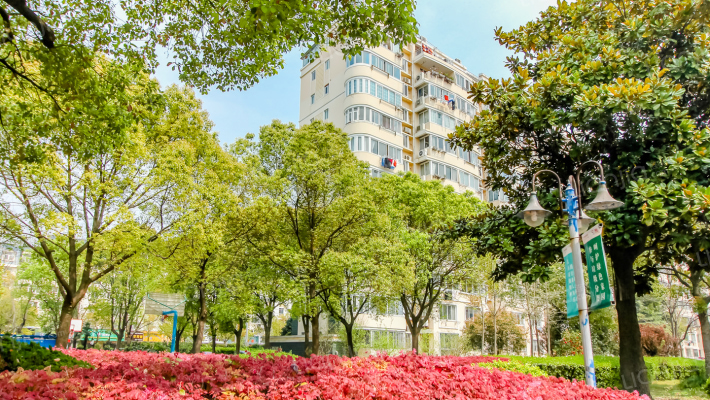 江虹花园外景图