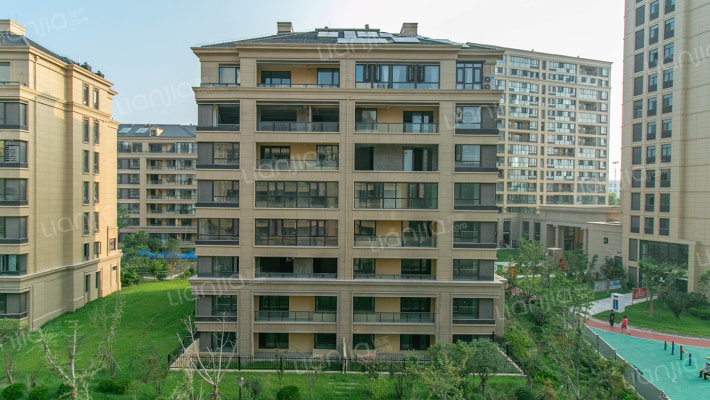 翡翠华庭外景图