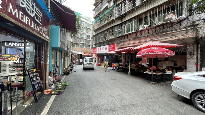 袜厂宿舍外景图