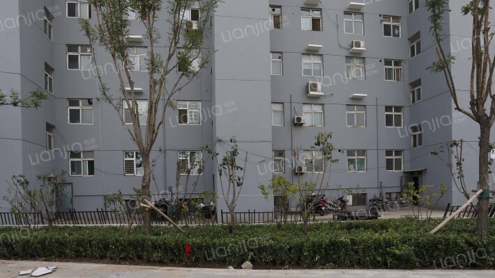 北国公寓宿舍外景图