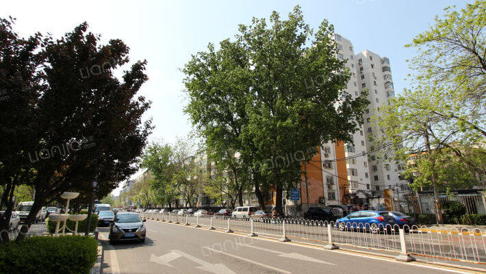 日坛国际贸易中心外景图