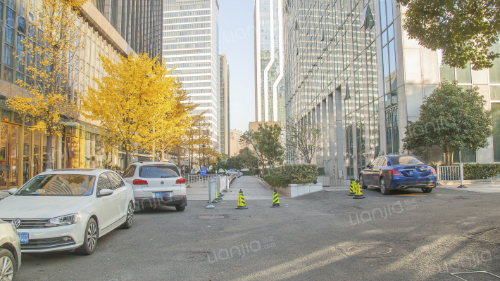 中基大厦外景图