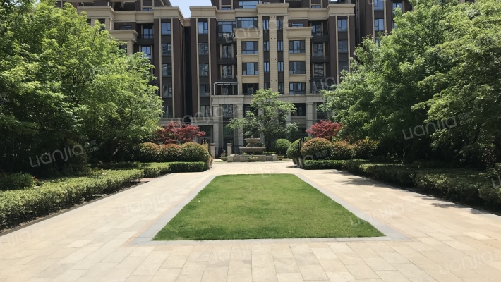 振业泊岸外景图