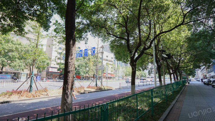 芙蓉中路二段130号外景图