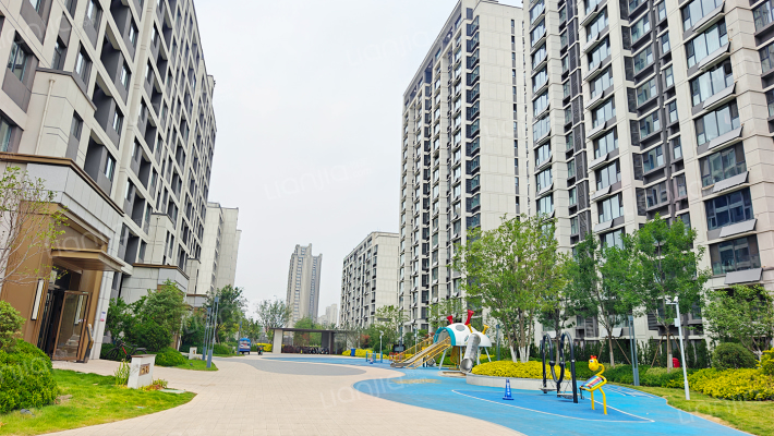 华新名仕学府外景图