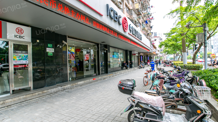 海港大楼外景图