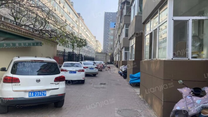 开关厂宿舍外景图