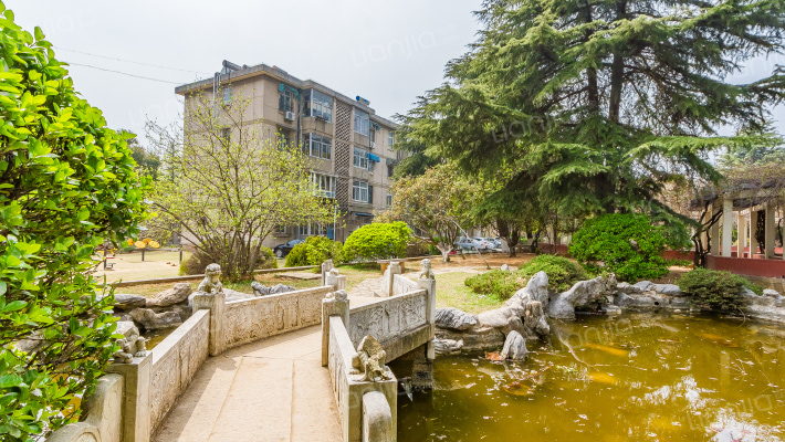 江苏建筑职业技术学院家属区外景图