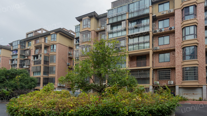 越中建发家园外景图