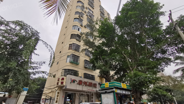 雅安大厦外景图