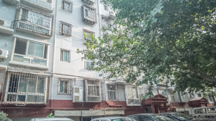 城建公寓外景图