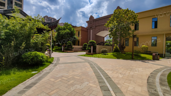 奥林清华花园外景图