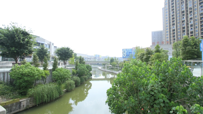 金科廊桥天都外景图