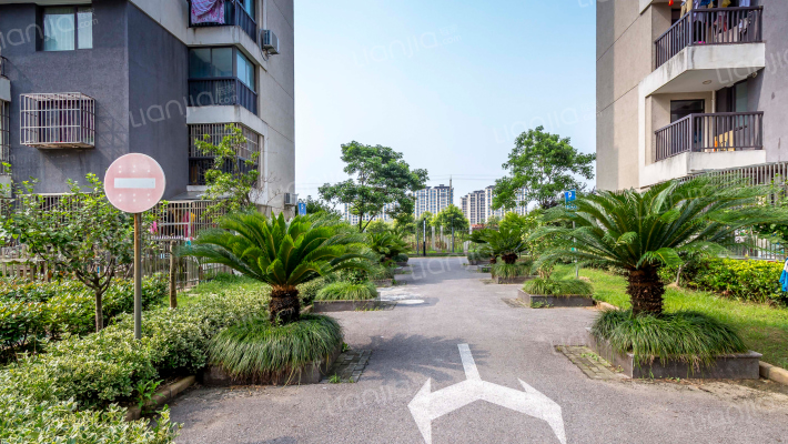 蓝色城邦(公寓)外景图