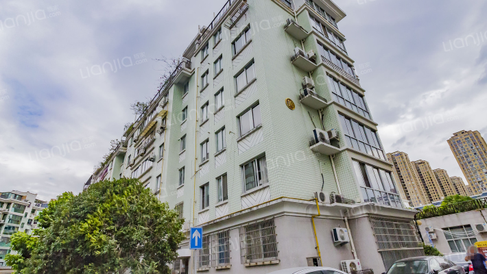 巴黎城小区外景图