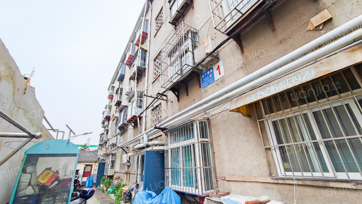 闵子骞路102号外景图