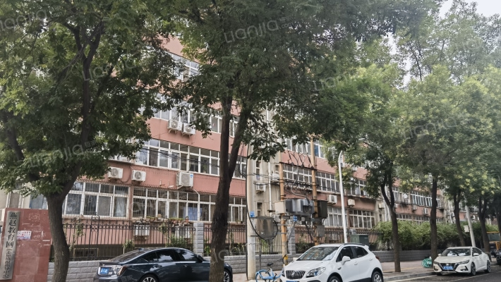 科技局宿舍外景图