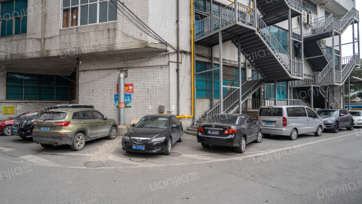 日森公寓外景图