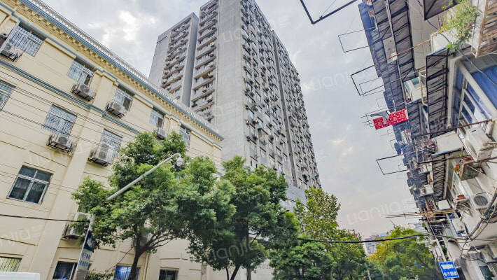 运征大厦外景图