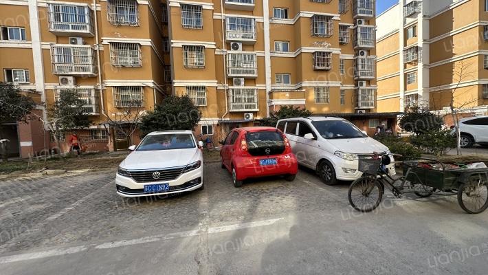 天虹三期安置小区外景图