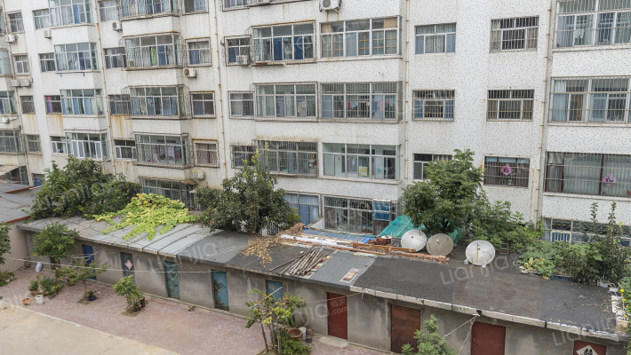 民航宿舍外景图