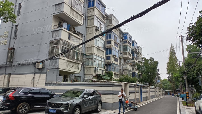 雨山六村外景图