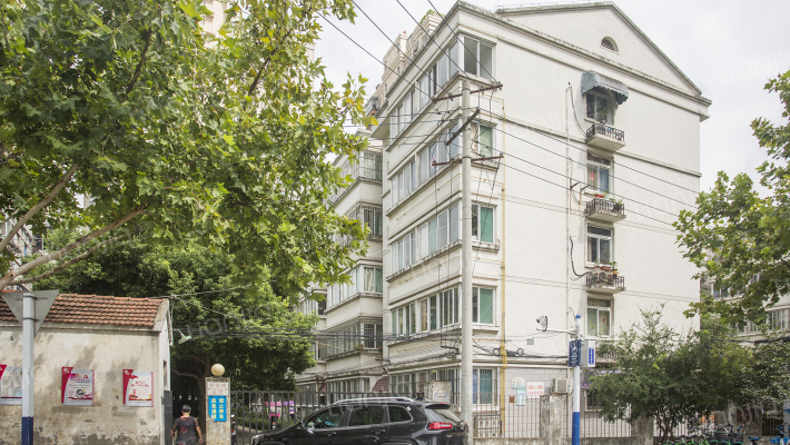 公路局材料站宿舍外景图