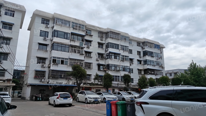 青年路38号外景图