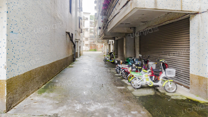 惠州湖畔花园房价怎么样湖畔花园房源户型图小区车位交通地址详情分析