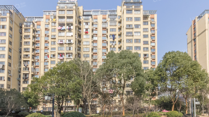 东方名筑外景图