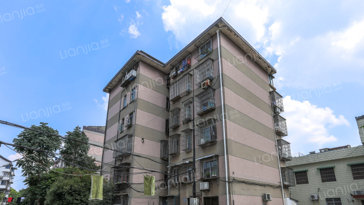 辕门新村中区外景图