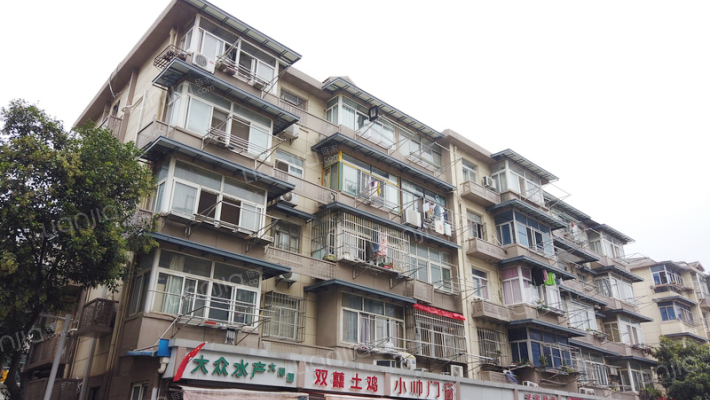 扇骨里小区外景图