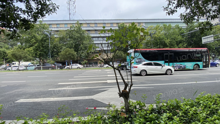 和信大厦外景图