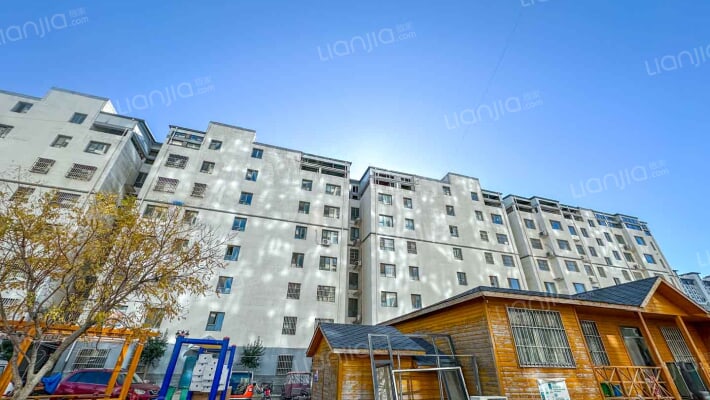 南湖壹号小区外景图