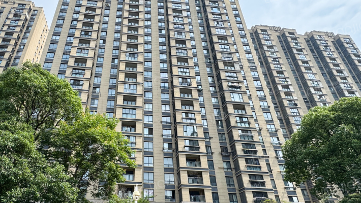 海湾国际外景图