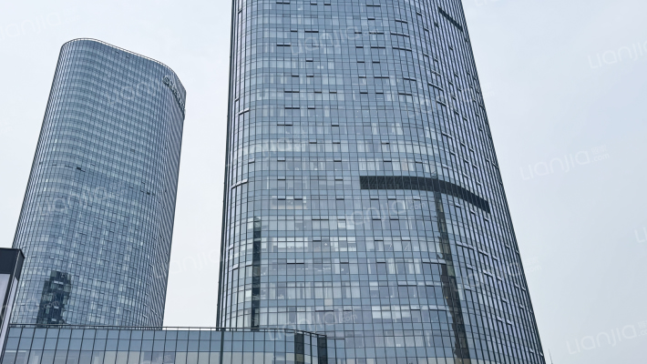 余坤滨江国际广场外景图