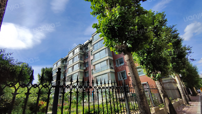 家福园小区外景图