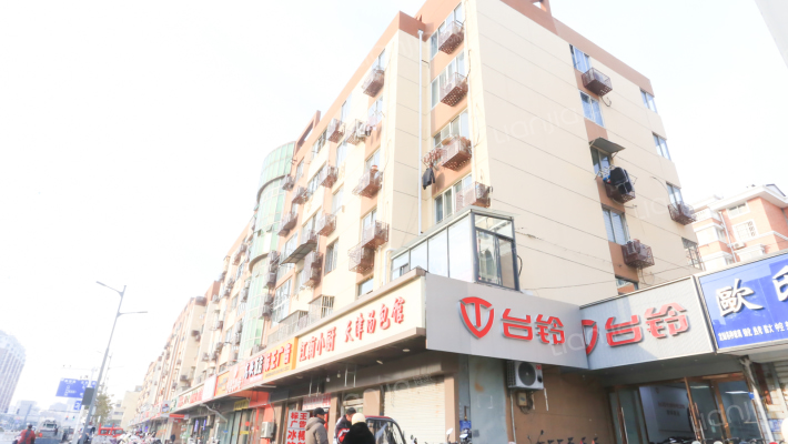 小营商住楼外景图