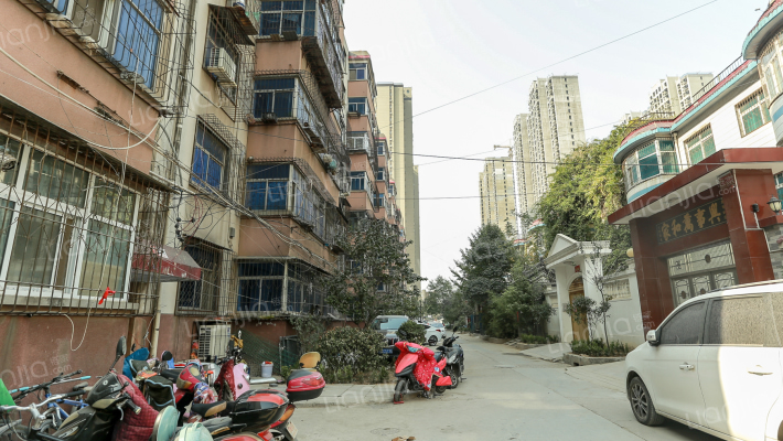 卧龙新村外景图