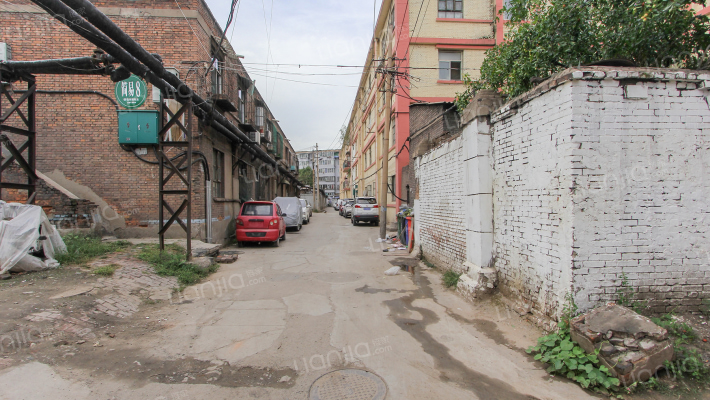 太钢十四宿舍外景图