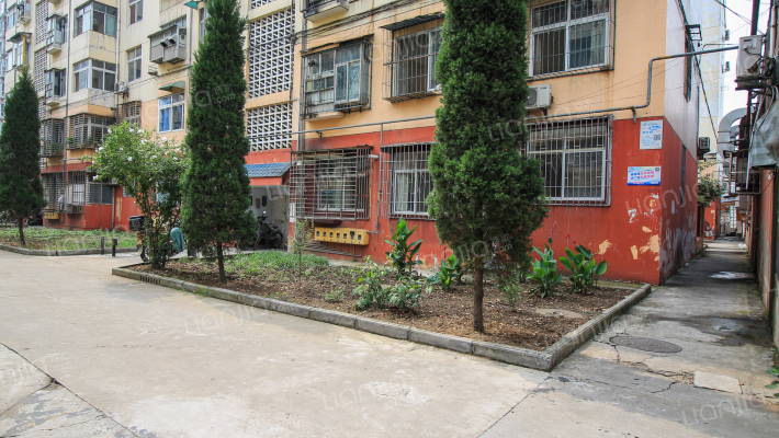 襄轴花园外景图